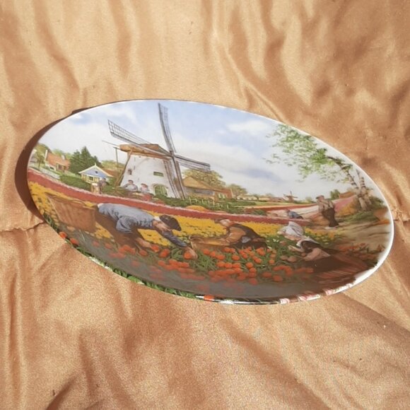 Royal Schwabap 1984 Ter Steege BV. Holland Plate Tulip Harvest 7"D - Picture 4 of 10